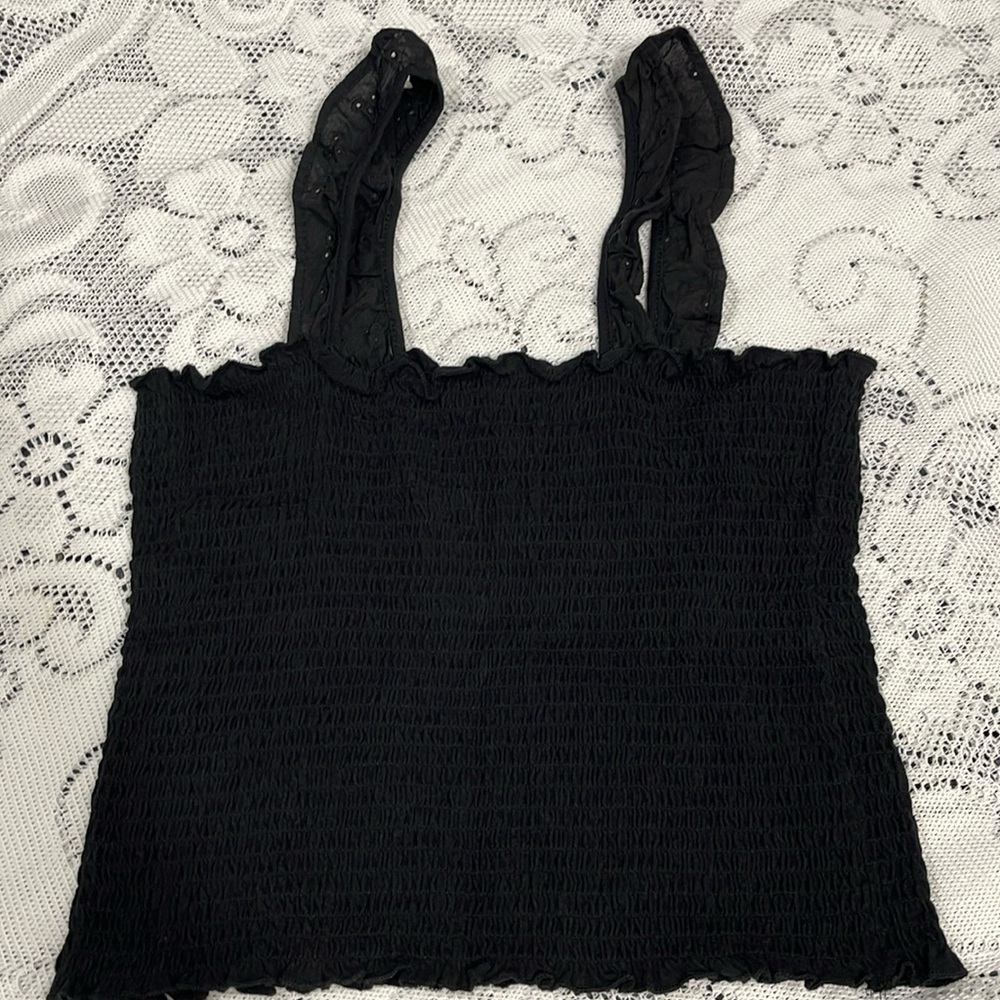 🍎 Trixxi - Black Stretchy Crop Top